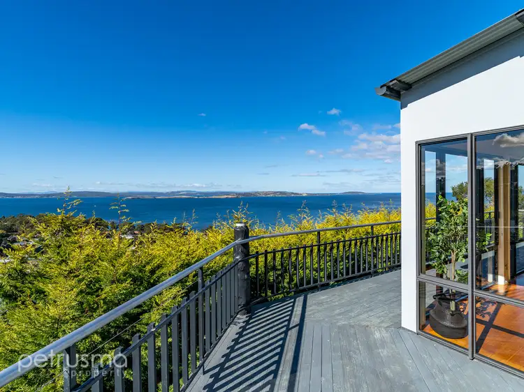 22 Bareena Road, Taroona TAS 7053