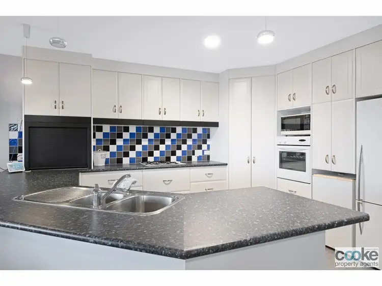 Fourth view of Homely house listing, 25 Island View Crescent, Barlows Hill QLD 4703