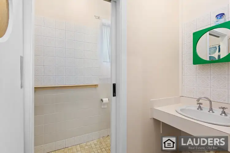 Sixth view of Homely unit listing, 8/39 Old Bar Road, Old Bar NSW 2430