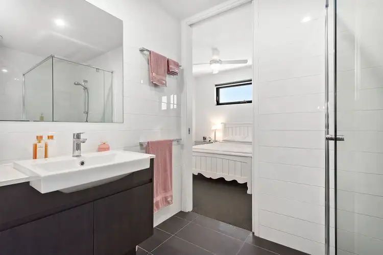 Sixth view of Homely apartment listing, 301/133-135 Clarence Road, Indooroopilly QLD 4068