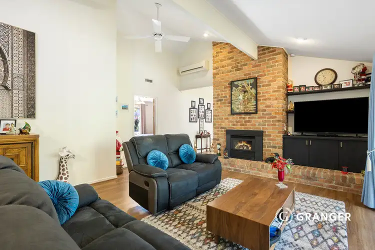 Second view of Homely house listing, 28 William Hunter Court, Rosebud VIC 3939