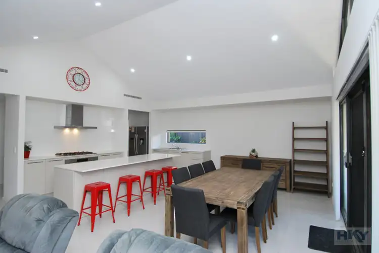 7 Brundall Street, Aveley WA 6069