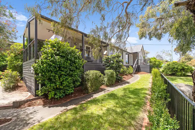 165 Wooralla Drive, Mount Eliza VIC 3930