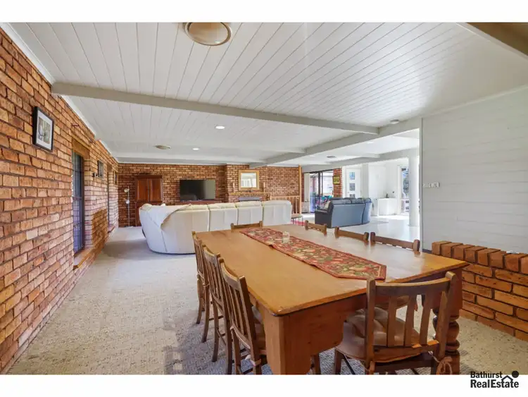 Sixth view of Homely house listing, 10 Wingeretta Close, Forest Grove NSW 2795