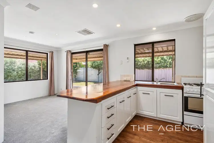 28 Reveley Close, Seville Grove WA 6112
