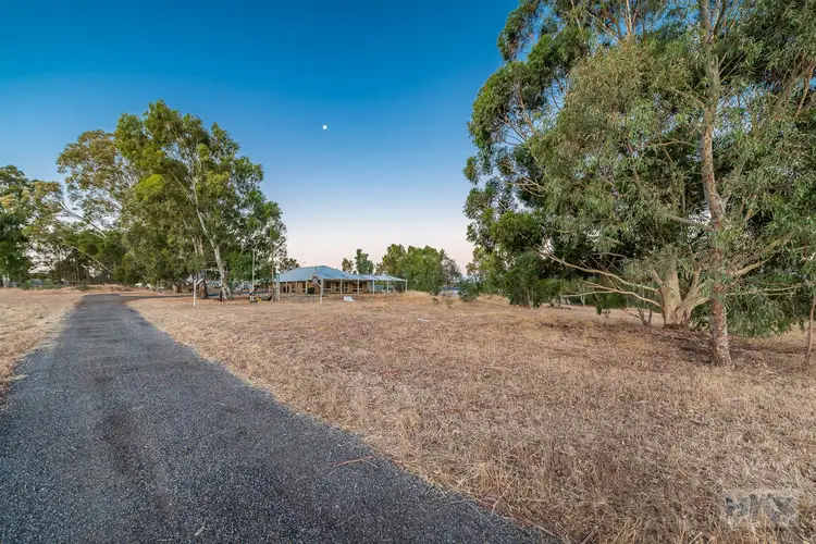 130 Alawoona Circle, Bullsbrook WA 6084