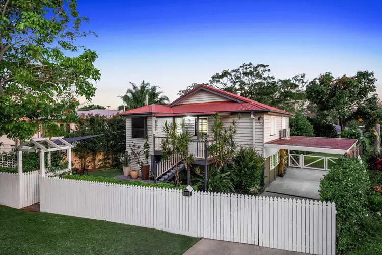 23 Gwynne Street, Wynnum West QLD 4178