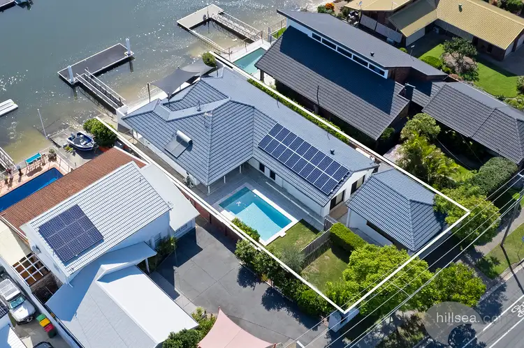 359 Bayview Street, Hollywell QLD 4216