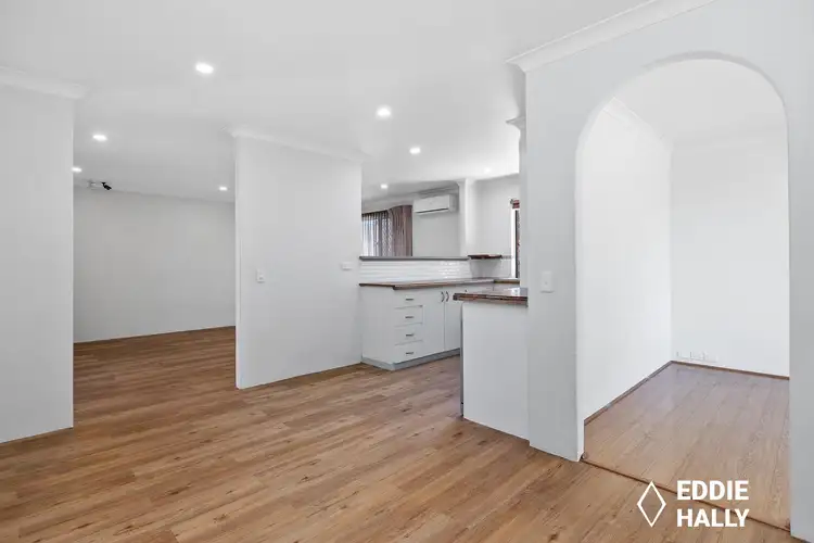 Seventh view of Homely house listing, 2 Cormorant Way, Yangebup WA 6164