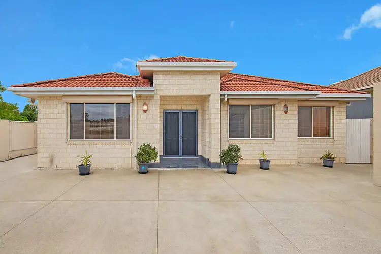 60 Blackwell Street, Hillcrest QLD 4118