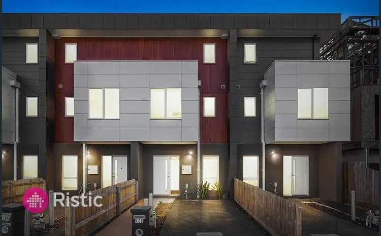 18F Houston Street, Epping VIC 3076