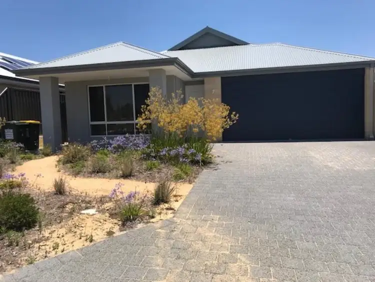 Second view of Homely house listing, 7 Lambent Road, Eglinton WA 6034