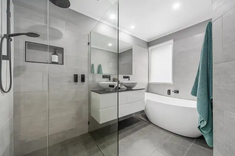 11 Calwell Court, Skye VIC 3977