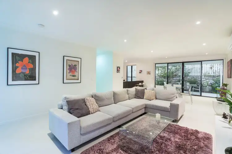 18 Bunya Grove, Peregian Springs QLD 4573