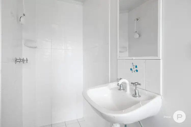 Fourth view of Homely studio listing, 2/27 Princess Street, Kangaroo Point QLD 4169