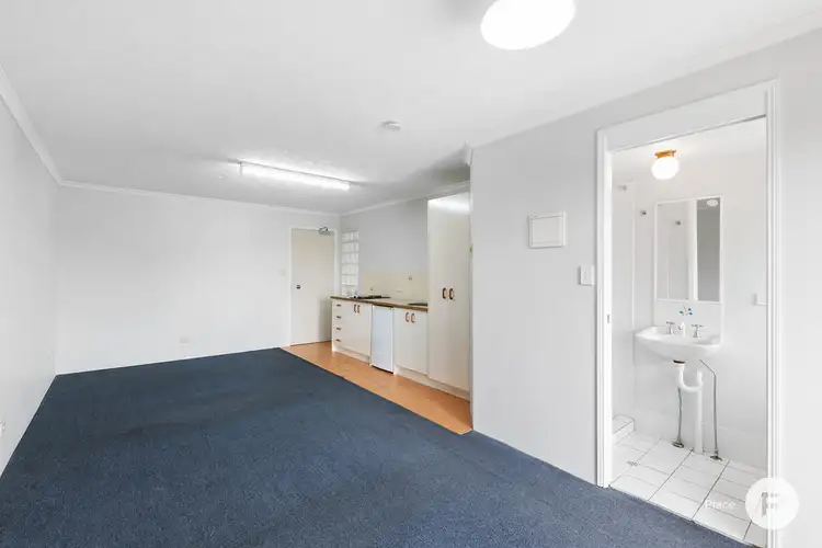 Sixth view of Homely studio listing, 2/27 Princess Street, Kangaroo Point QLD 4169