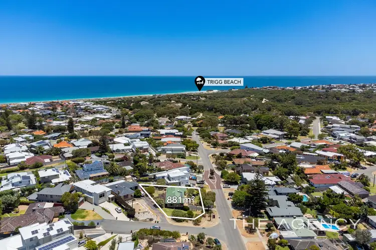 Fifth view of Homely house listing, 1 Menner Court, Scarborough WA 6019