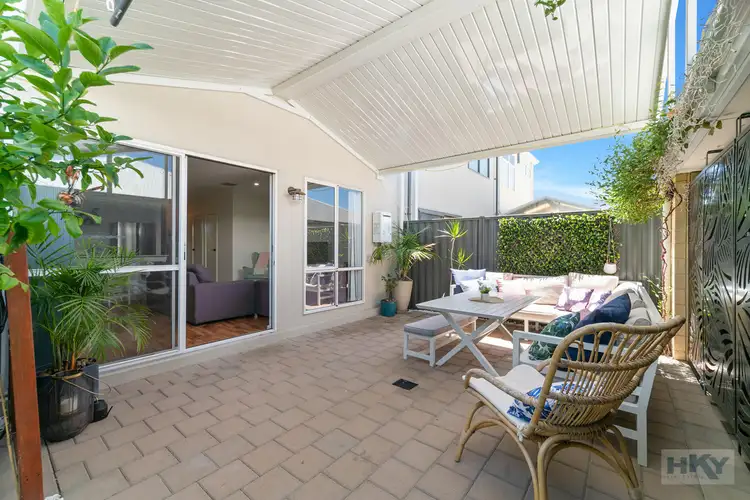 104 Strinesdale Boulevard, Aveley WA 6069