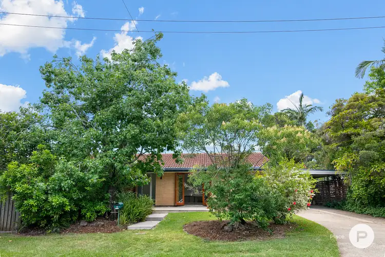 15 Seng Street, Graceville QLD 4075