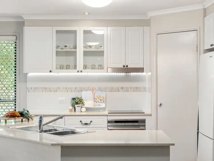 Fourth view of Homely house listing, 2 Bowerbird Court, Cashmere QLD 4500