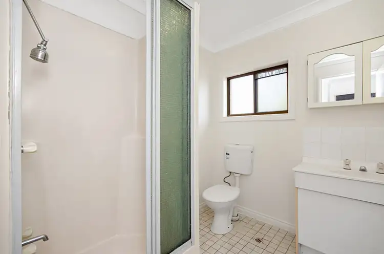 Seventh view of Homely apartment listing, 6/8 Nothling Street, New Auckland QLD 4680