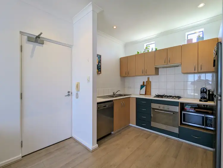 Fourth view of Homely unit listing, 33/152 Great Eastern Highway, Ascot WA 6104