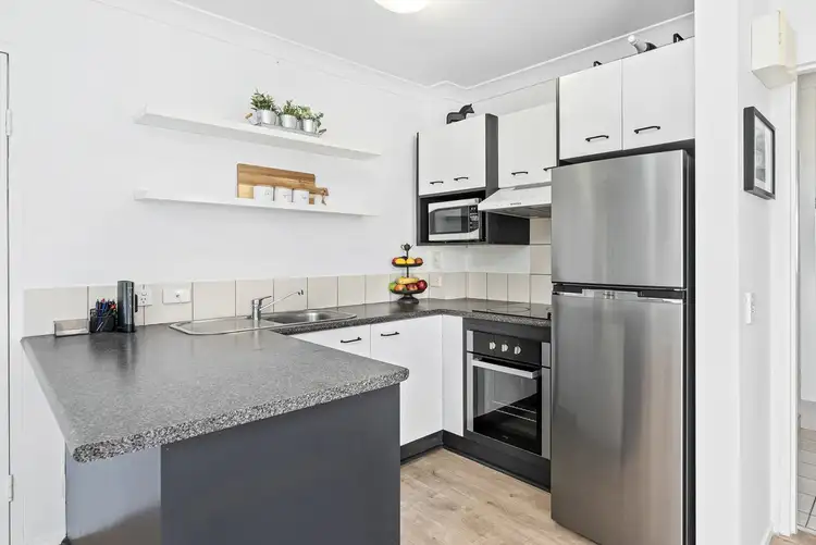 Third view of Homely apartment listing, 30/9-13 Margaret Avenue, Broadbeach QLD 4218