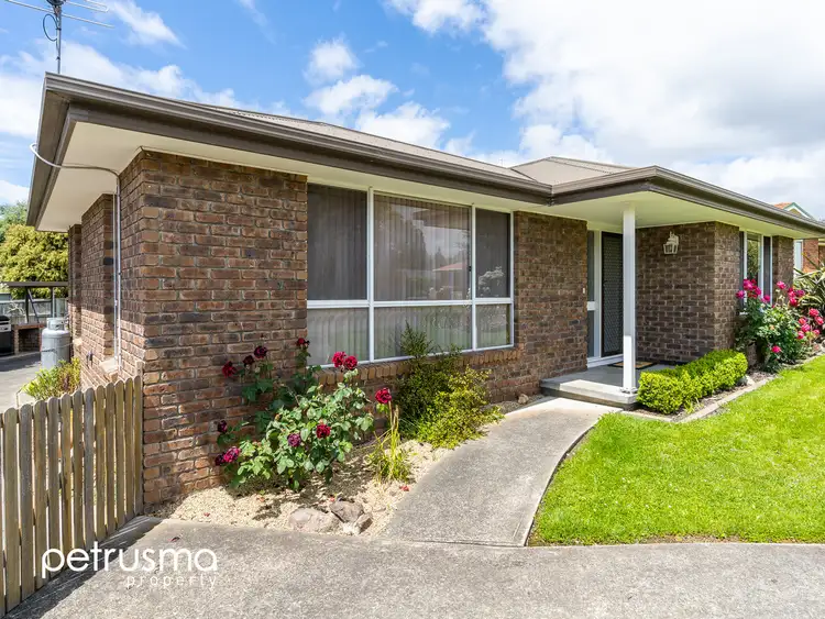 Second view of Homely house listing, 19 Lester Crescent, Kingston TAS 7050