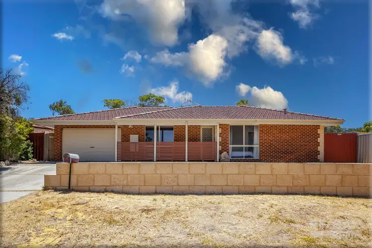 16 Dunmore Circuit, Merriwa WA 6030