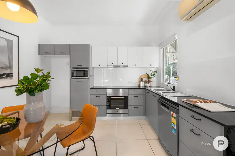 2/925 Stanley Street East, East Brisbane QLD 4169