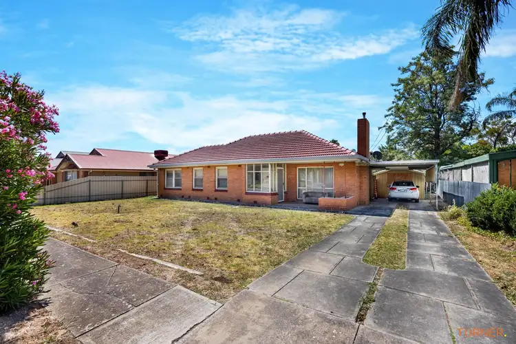 8 Raggatt Crescent, Mitchell Park SA 5043