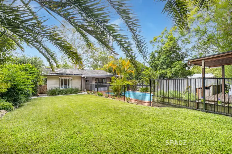 18 Paten Road, The Gap QLD 4061