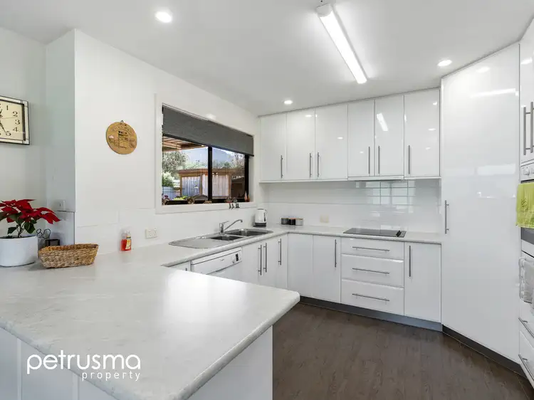 Sixth view of Homely house listing, 2/8 Howell Drive, New Norfolk TAS 7140