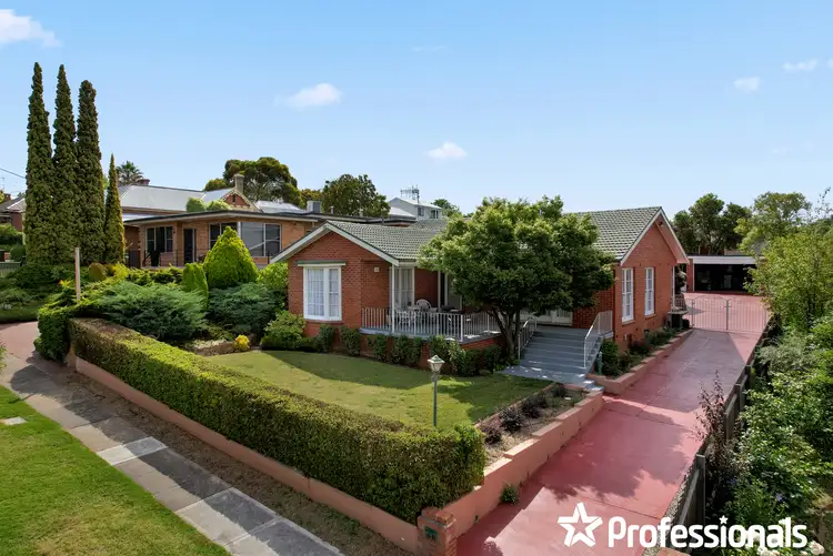 211 William Street, Bathurst NSW 2795