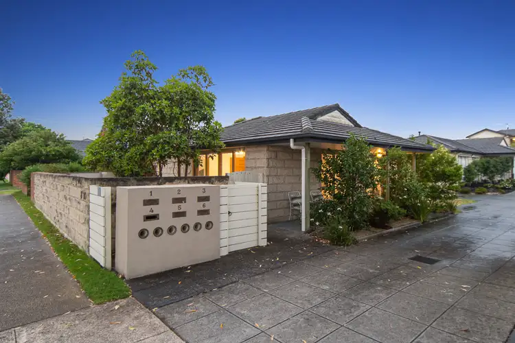 1/8-10 Clarkestown Avenue