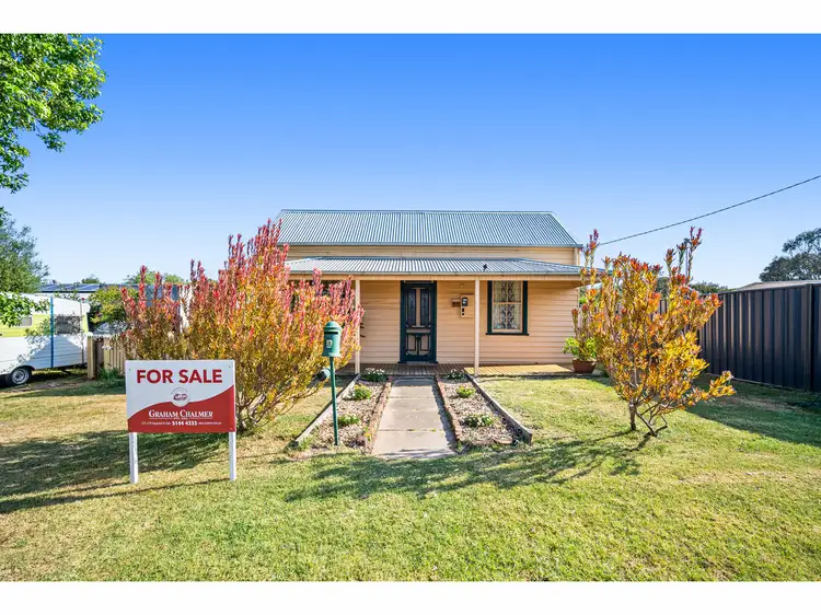 8 Thomson Street, Stratford VIC 3862