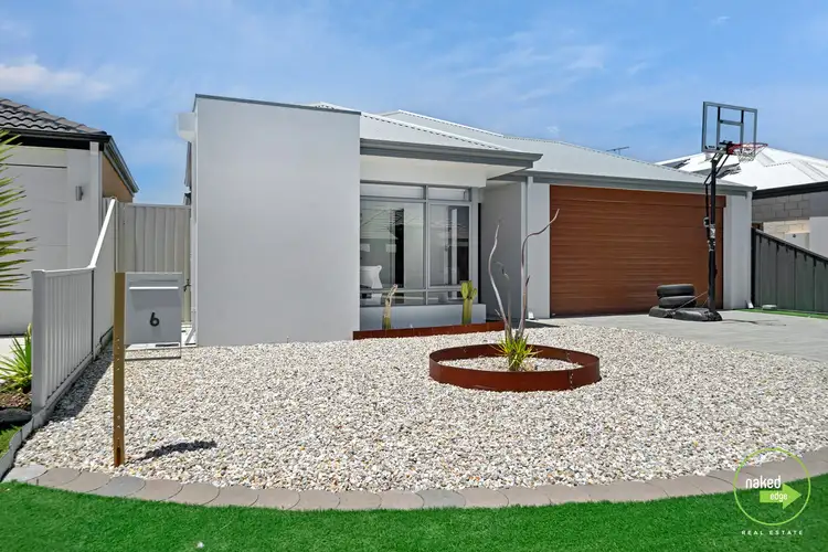 6 Wading Place, Lake Coogee WA 6166