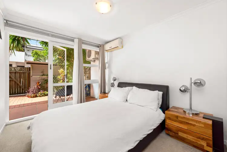Fifth view of Homely unit listing, 2/30 Cork Street, Yeronga QLD 4104