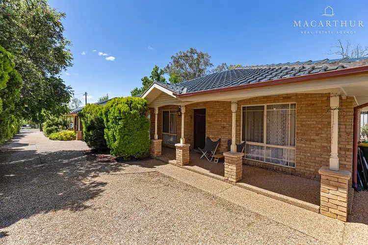 2/2 Plumpton Road, Kooringal NSW 2650
