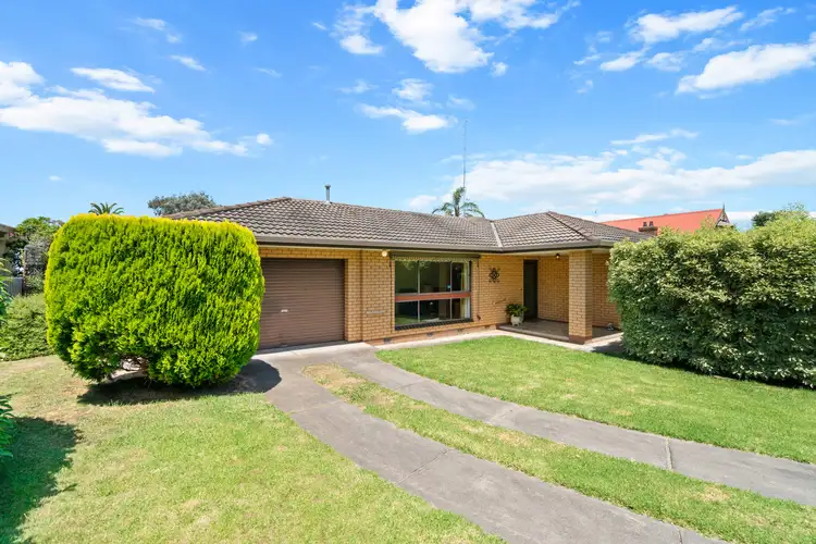 30 Gibney Street, Maffra VIC 3860