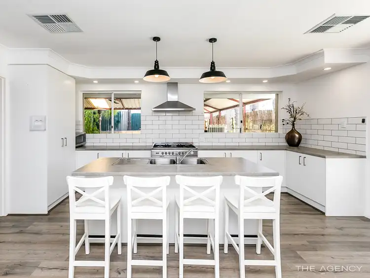 Fifth view of Homely house listing, 7 Pecten Close, Heathridge WA 6027