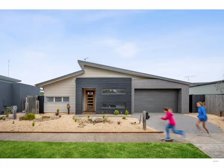 Second view of Homely house listing, 8 Ballyliffen Crescent, Torquay VIC 3228