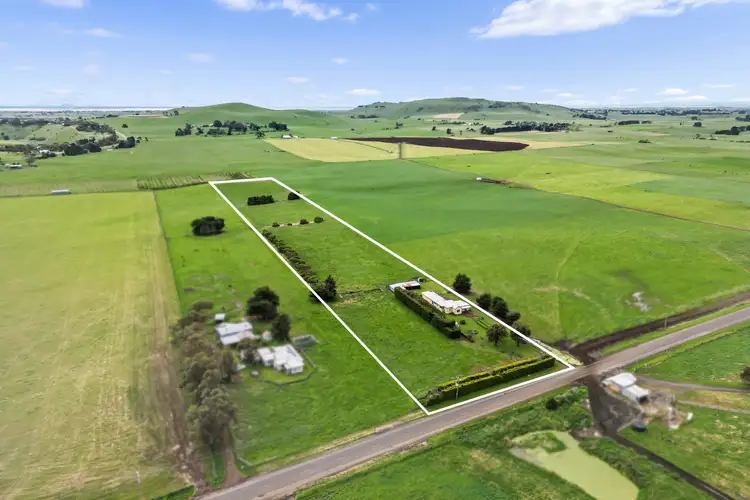 105 Coragulac-Beeac Road, Coragulac VIC 3249