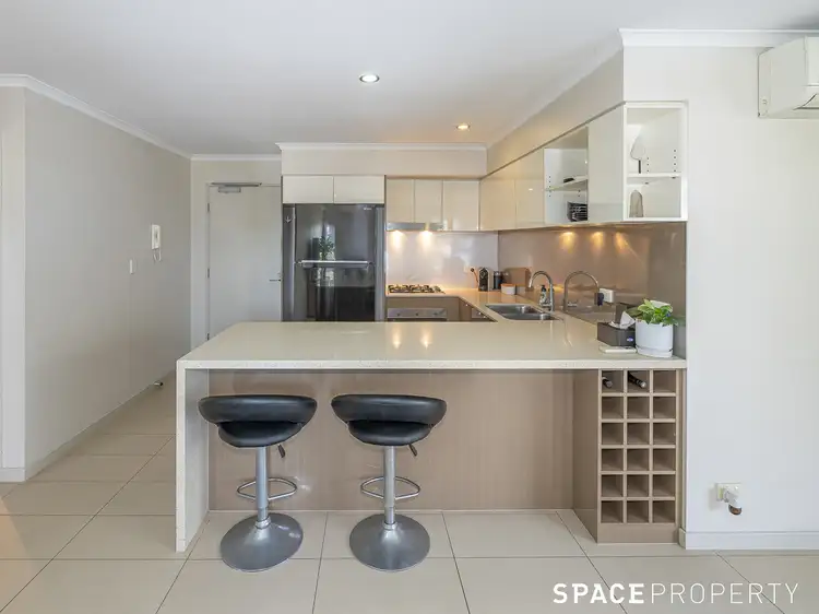 1401/67 Linton Street, Kangaroo Point QLD 4169