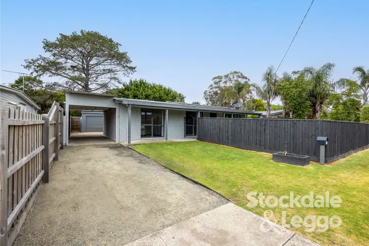 41 Woonton Crescent, Rosebud VIC 3939