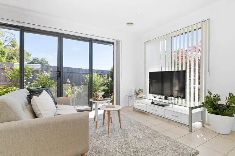 Sixth view of Homely unit listing, 3/10 Coonara Avenue, Mount Eliza VIC 3930