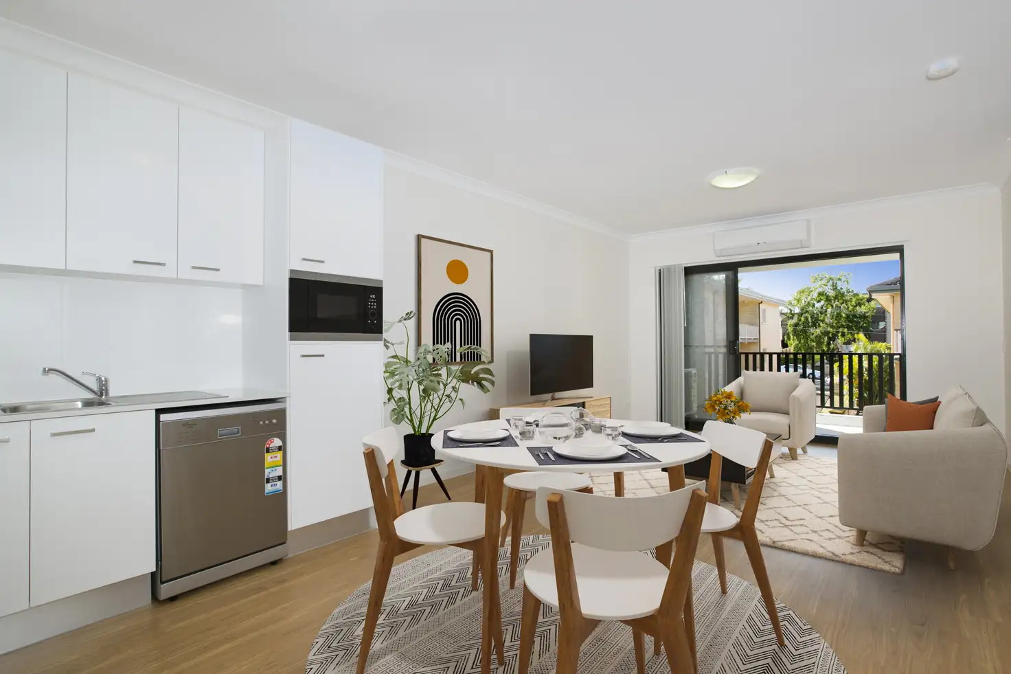 Main view of Homely unit listing, 24/11 Lyons Terrace, Windsor QLD 4030