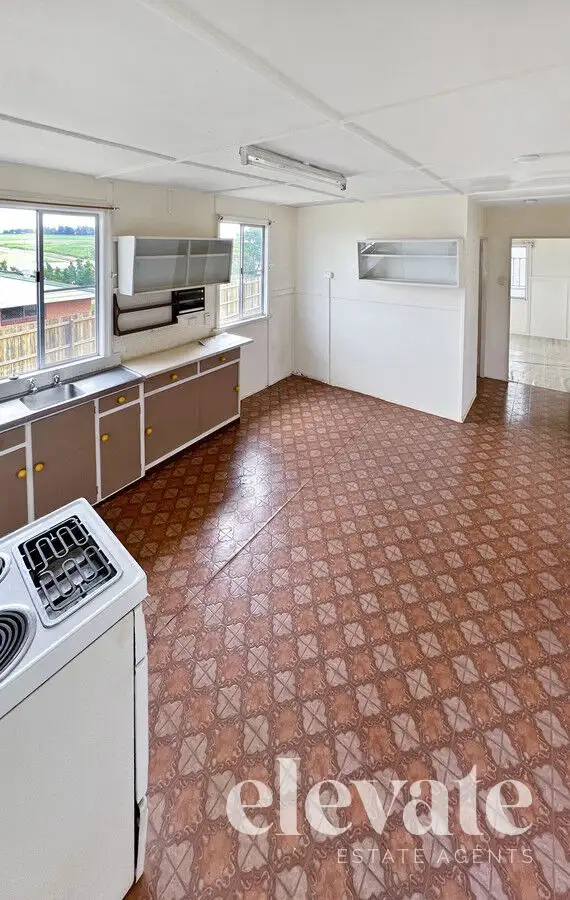 Sixth view of Homely house listing, 25 Elizabeth Street, Childers QLD 4660