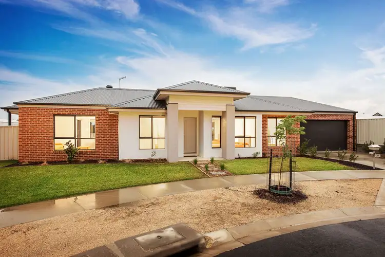 Second view of Homely house listing, 21 Isdell Place, Wodonga VIC 3690