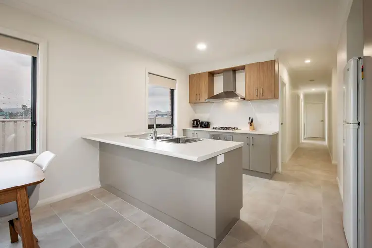 Fourth view of Homely house listing, 21 Isdell Place, Wodonga VIC 3690